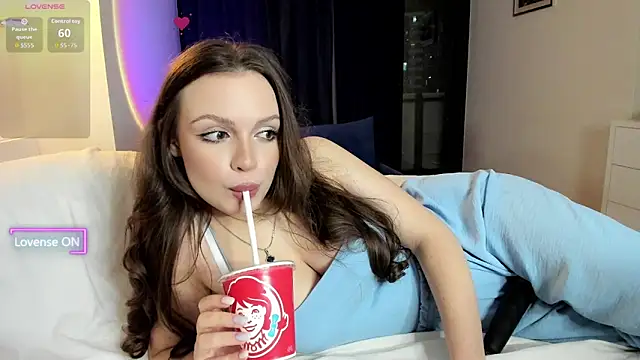 sweettitsbby online show from 06/04/26, 06:25