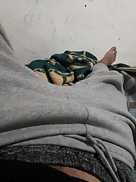 mostafa0166 online show from 04/20/26, 10:44