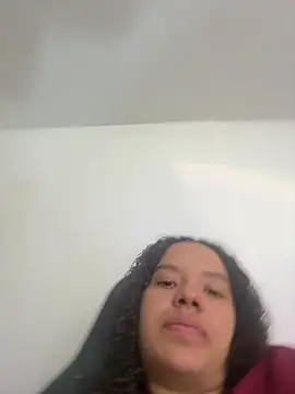 NereaAndAisha online show from 05/17/26, 02:42
