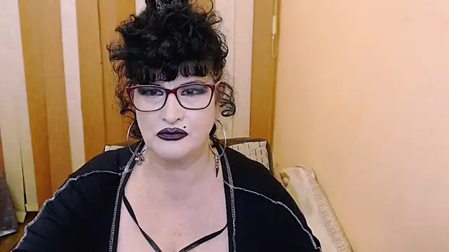 QuuenOfSin online show from 02/01/25, 01:34