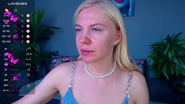 Snapshot of FromRussia chatting on 07/14/26, 06:51 FromRussia online show from 07/14/26, 06:51