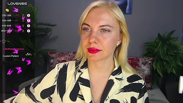 Snapshot of FromRussia chatting on 07/22/26, 01:30 FromRussia online show from 07/22/26, 01:30