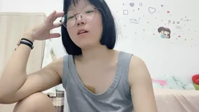 Belle-LL online show from 05/13/26, 02:25