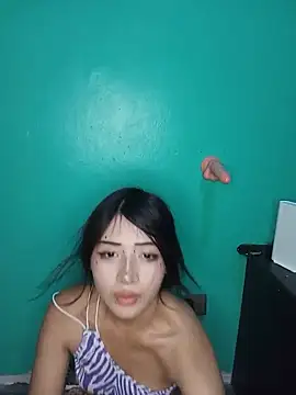 HonyHanna online show from 06/12/26, 02:21
