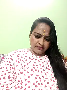 Jassminsree online show from 04/21/26, 04:01