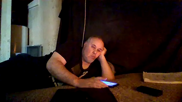 Nightshade1195 online show from 05/18/26, 08:25