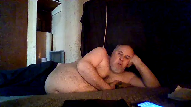 Snapshot of Nightshade1195 chatting on 06/20/26, 05:38 Nightshade1195 online show from 06/20/26, 05:38