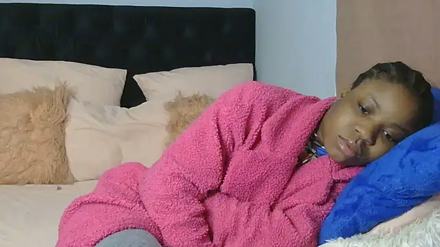 julianaa19 online show from 06/22/26, 05:37