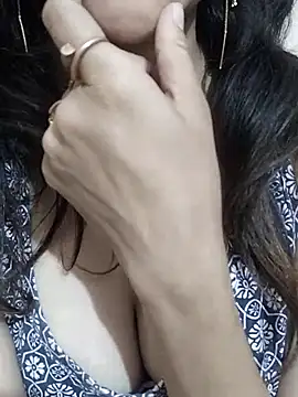 lovelyrosewifey online show from 04/24/26, 01:13