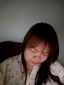 Snapshot of Truxcy1 chatting on 05/02/26, 02:11 Truxcy1 online show from 05/02/26, 02:11