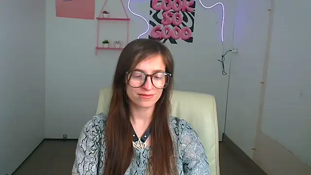 Luna Tantra online show from 06/19/26, 10:35
