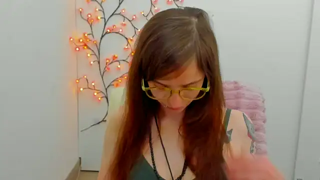 Luna Tantra online show from 06/27/26, 01:17