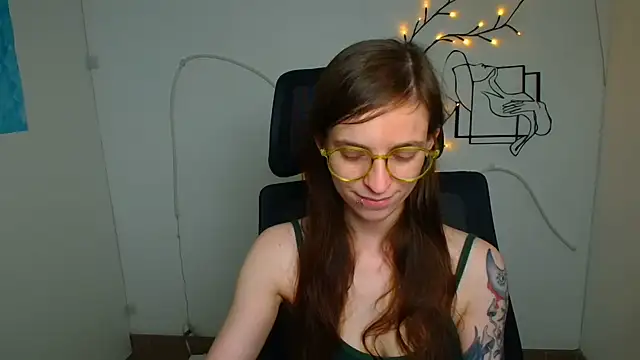 Luna Tantra online show from 07/16/26, 01:50