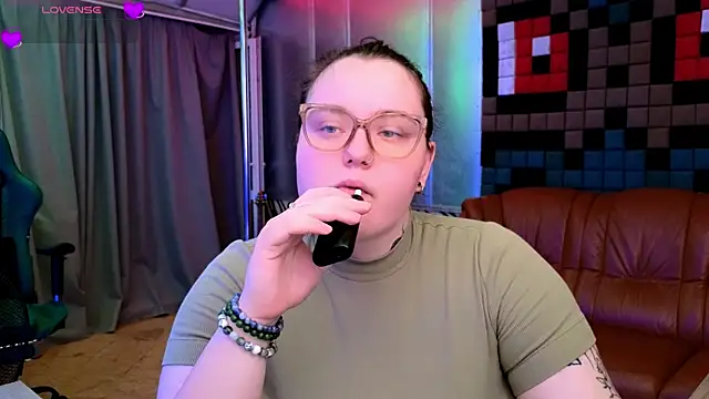 CatherineClaire online show from 07/25/26, 04:26