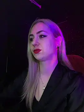 szofi69 online show from 04/24/26, 07:49