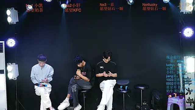 Zouzouboy-001 online show from 05/25/26, 11:49
