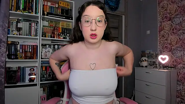 minionkaa online show from 05/11/26, 03:34