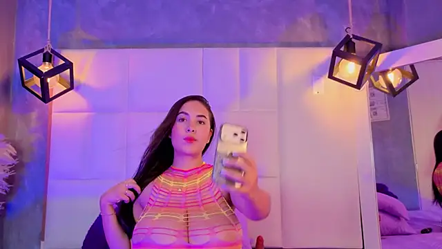 Violetta rose  online show from 07/15/26, 10:59