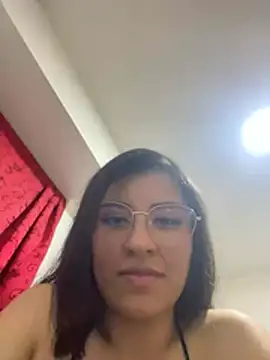 FERNANDA-ROSE online show from 04/26/26, 04:54