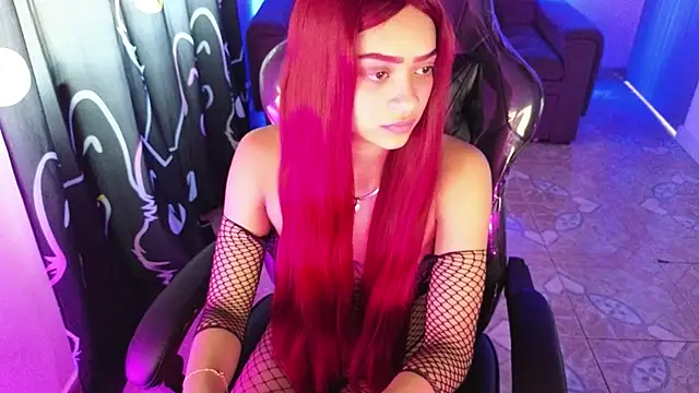 Snapshot of lia_varel chatting on 05/15/26, 02:13 lia varel online show from 05/15/26, 02:13
