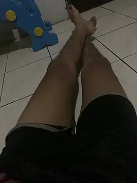 kuk212 online show from 04/21/26, 05:14