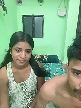 hot-couple-0 online show from 07/07/26, 07:23