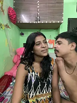 hot-couple-0 online show from 07/24/26, 08:40