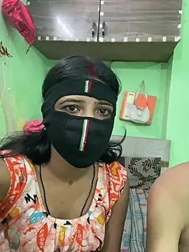 hot-couple-0 online show from 07/26/26, 08:43