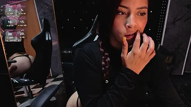 laurab91 online show from 05/20/26, 03:34