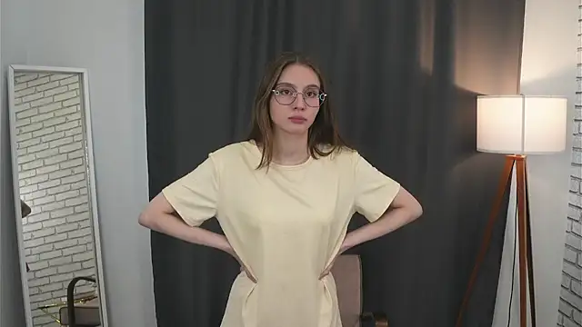 LoveEvinger online show from 04/22/26, 03:20