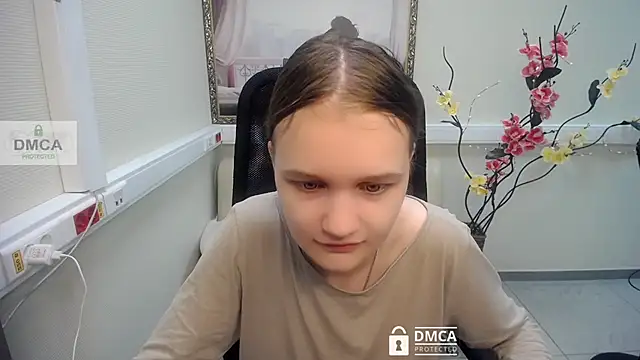  donnaSia  online show from 07/12/26, 06:48