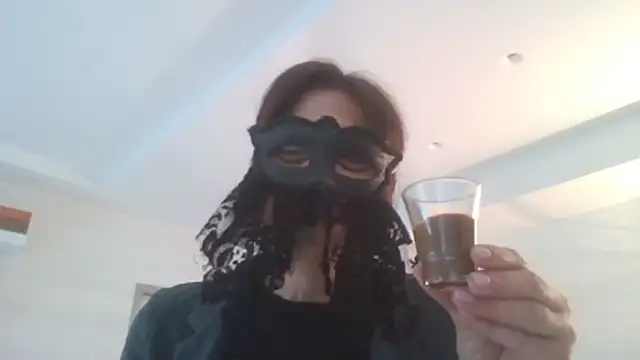 HelenTiAscolta online show from 05/15/26, 08:10