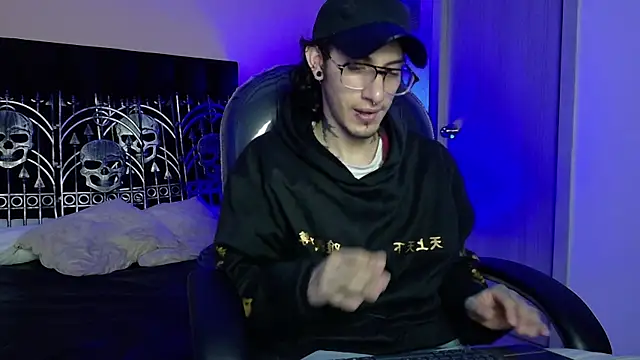 Vergil Noir  online show from 06/06/26, 05:01