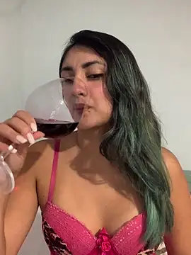 Camilaafg online show from 04/24/26, 09:17