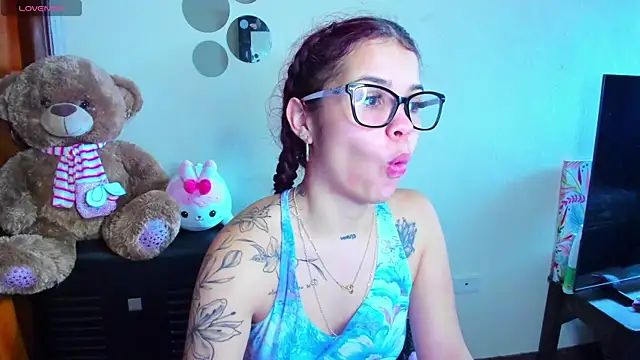 angelina 77 online show from 05/01/26, 03:16