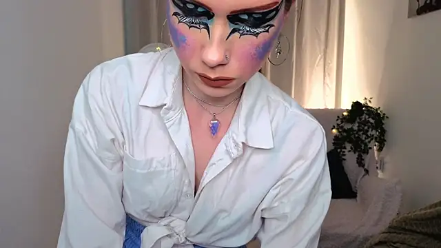 KarenRosee online show from 05/14/26, 04:25