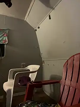 Mini83 online show from 04/27/26, 03:54