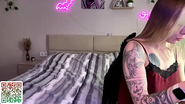CandyRass online show from 05/09/26, 01:27