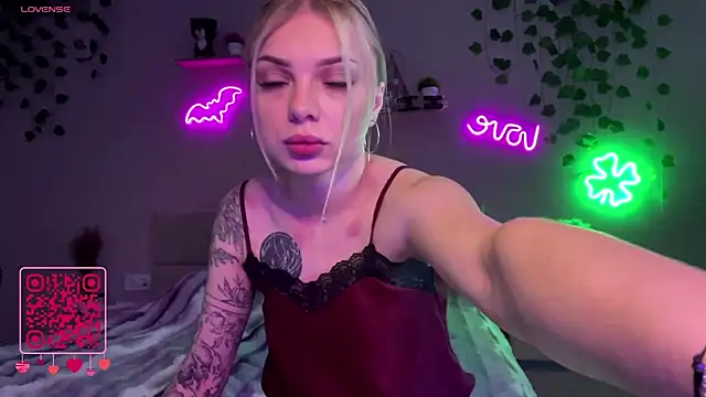 CandyRass online show from 06/07/26, 08:18