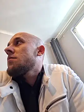 Snapshot of Fury22_ chatting on 05/01/26, 11:15 Fury22 online show from 05/01/26, 11:15