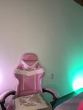 Ivonny Goldie online show from 05/15/26, 01:12