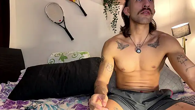Aaron wheel online show from 07/12/26, 01:18