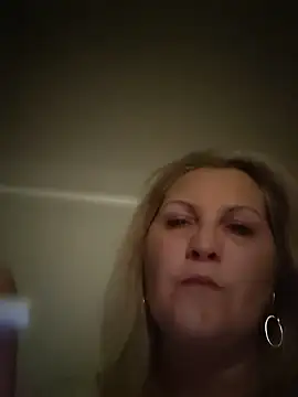 Divineblond online show from 11/26/25, 08:43