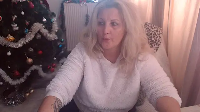 Divineblond online show from 12/05/25, 10:02