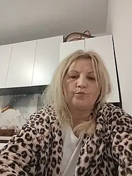 Divineblond online show from 03/13/26, 12:28