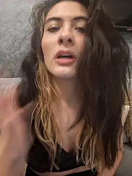 Snapshot of AshleyyHall chatting on 07/10/26, 02:16 AshleyyHall online show from 07/10/26, 02:16
