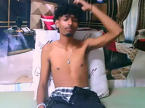 SubmissiveStallion69 online show from 04/22/26, 11:45