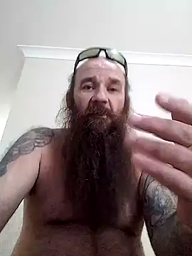 Snapshot of duzzarulz421 chatting on 05/16/26, 02:19 duzzarulz421 online show from 05/16/26, 02:19