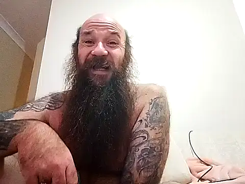 Snapshot of duzzarulz421 chatting on 05/31/26, 11:28 duzzarulz421 online show from 05/31/26, 11:28