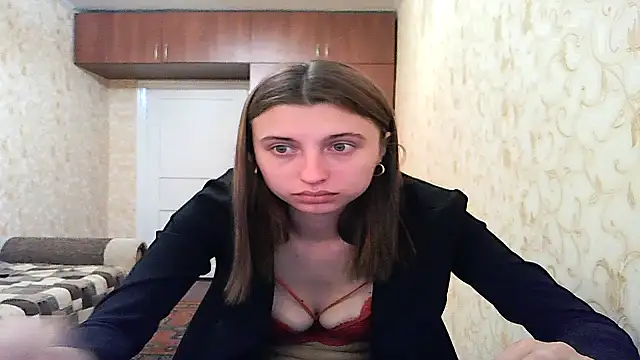 MilaShka29 online show from 05/15/26, 07:04